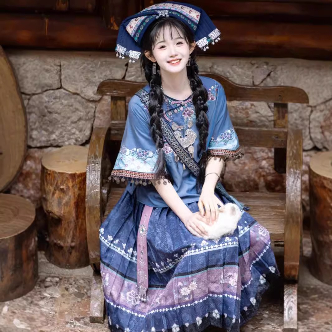 New Ethnic Minority Clothing Women’s Traditional Miao Clothing Chinese Hanfu Dress