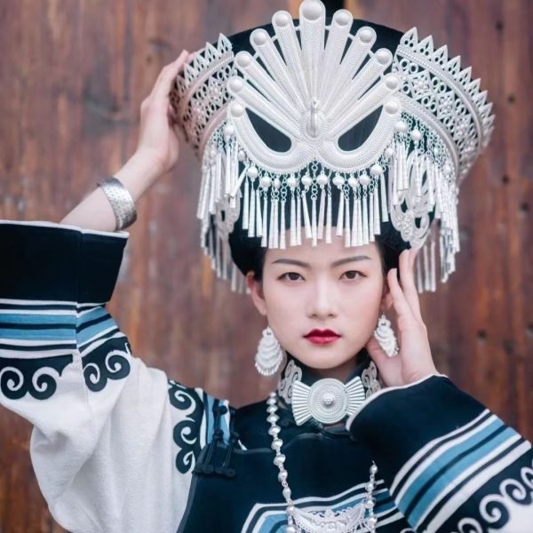 The Miao Head Jewelry Head Props Silver Headwear Adult Head Jewelry Yunnan Headwear Jewelry - Image 2